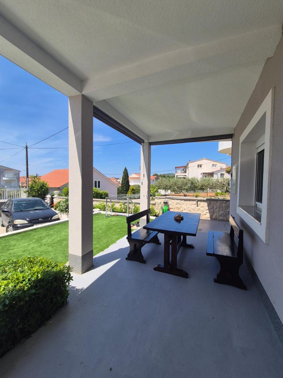 Apartments Tonci Tribalj Exterior foto